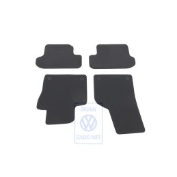 Γνήσιο VW 1 Σετ Πατάκια Τιτάνιο Μαύρο/Μαύρο/Sioux - 5C1863011C AMQ