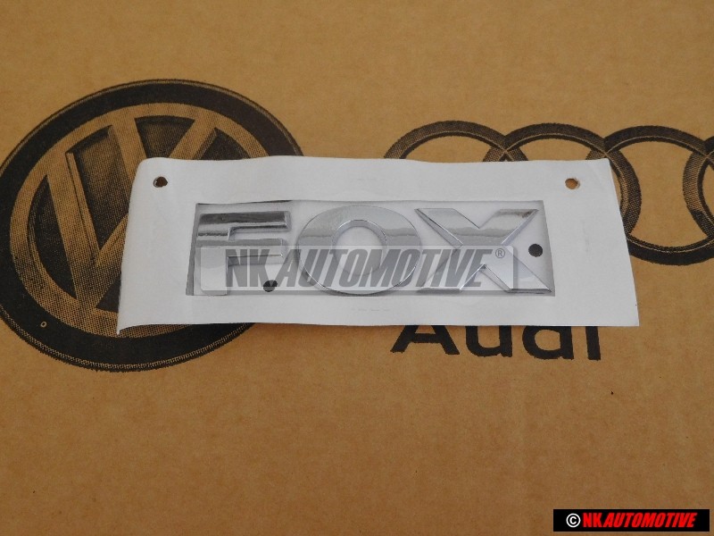Γνήσιο VW FOX Οπίσθιο Σήμα Έμβλημα Χρωμέ - 5Z0853687 739