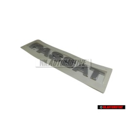 Γνήσιο VW PASSAT Οπίσθιο Σήμα Έμβλημα Χρωμέ - 3B0853687 739