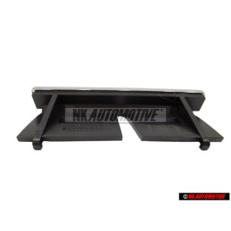 Γνήσιο Audi QUATTRO Εμπρόσθιο Σήμα Έμβλημα Μάσκας Χρωμέ - 8E0853736B 2ZZ