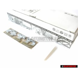 Γνήσιο VW GTD Οπίσθιο Σήμα Έμβλημα Χρωμέ - 5K0853675T 739