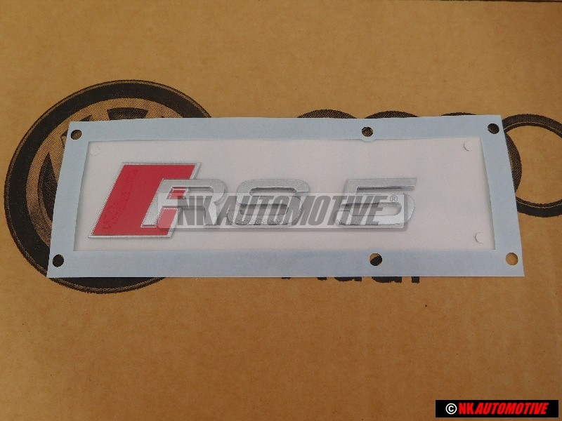 Γνήσιο Audi RS5 Οπίσθιο Σήμα Έμβλημα Χρωμέ Κόκκινο - 8T0853740