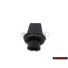 Γνήσιο VW Υποδοχή Λαμπτήρα - 3B0953123C