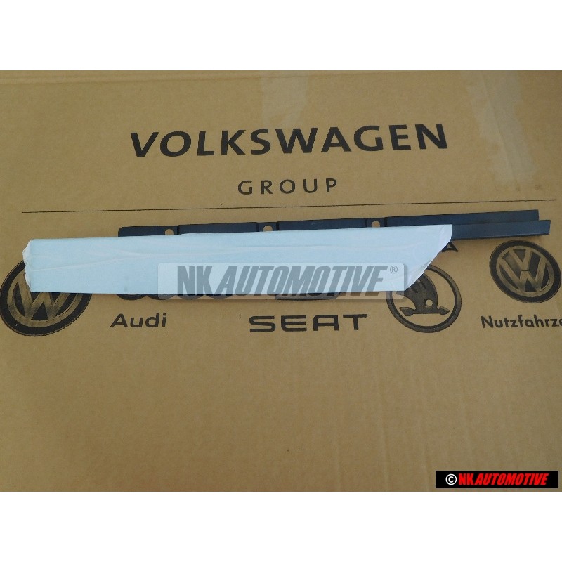 Γνήσιο Audi Διάφραγμα Για Κολόνα B - 8V3837902A