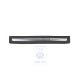 Γνήσιο VW Προστατευτική Μεμβράνη Με Επιγραφή Μαύρο/Χρώμιο - 3C0853803D N88